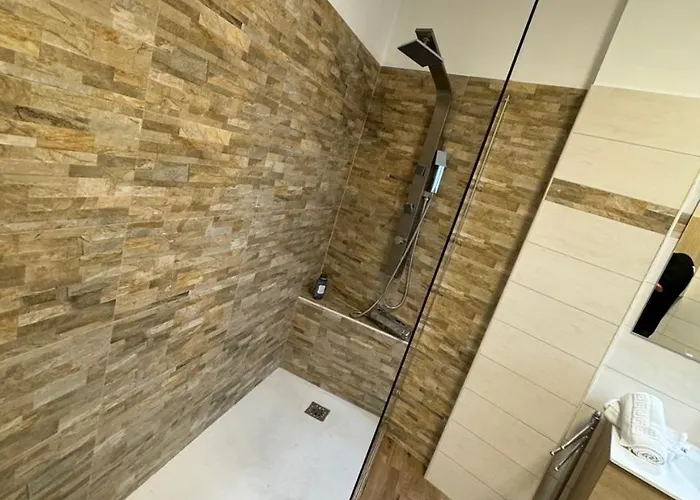 Dandy House